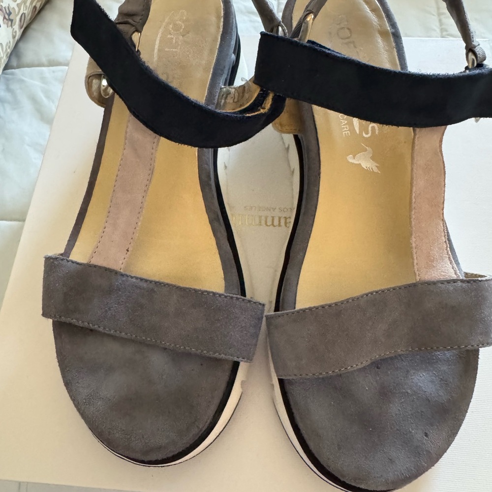 Softwaves grey, navy and lilac platform sandals